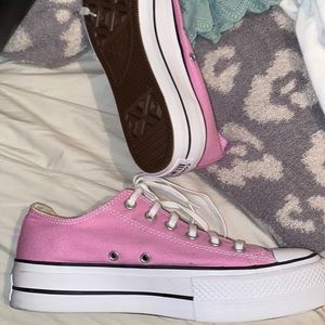 pink platform converse